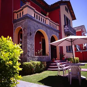 Del Piamonte Hostal