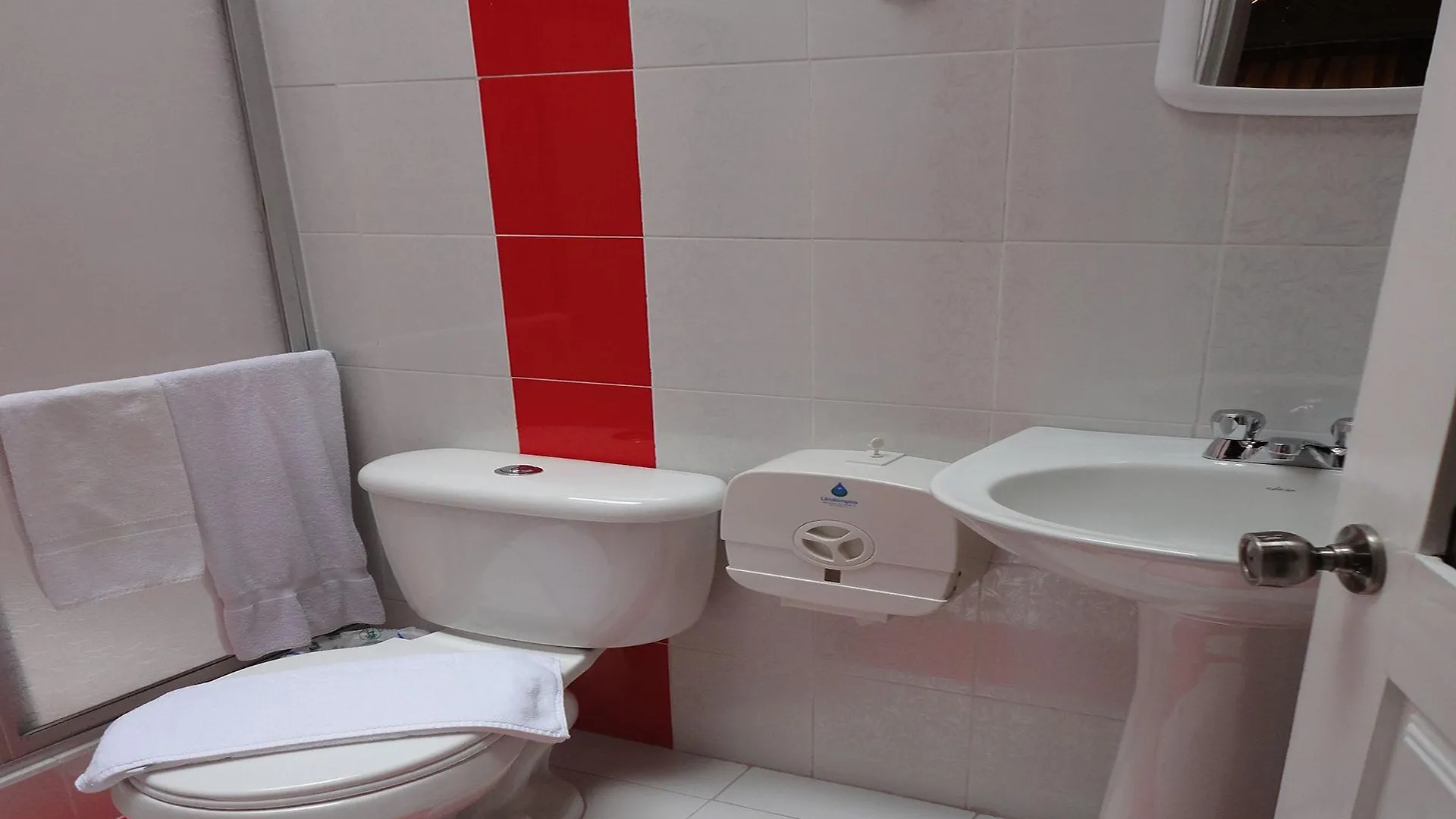 Hotel Rincón Escandinavo Quito Ecuador