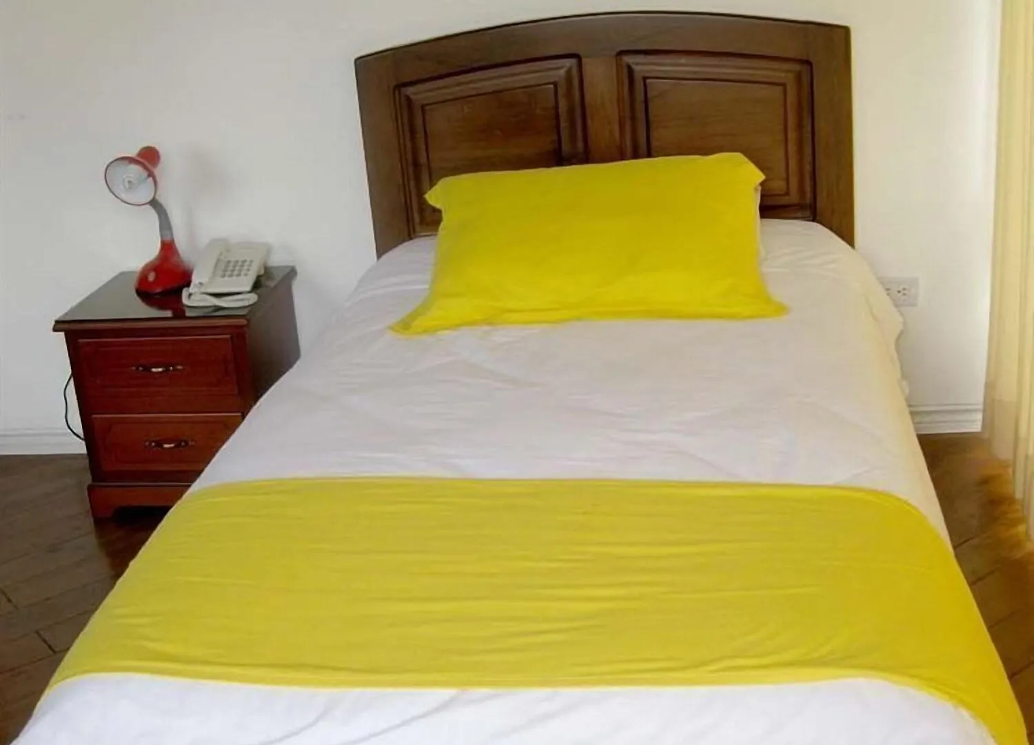 ***  Hotel Rincón Escandinavo Quito Ecuador