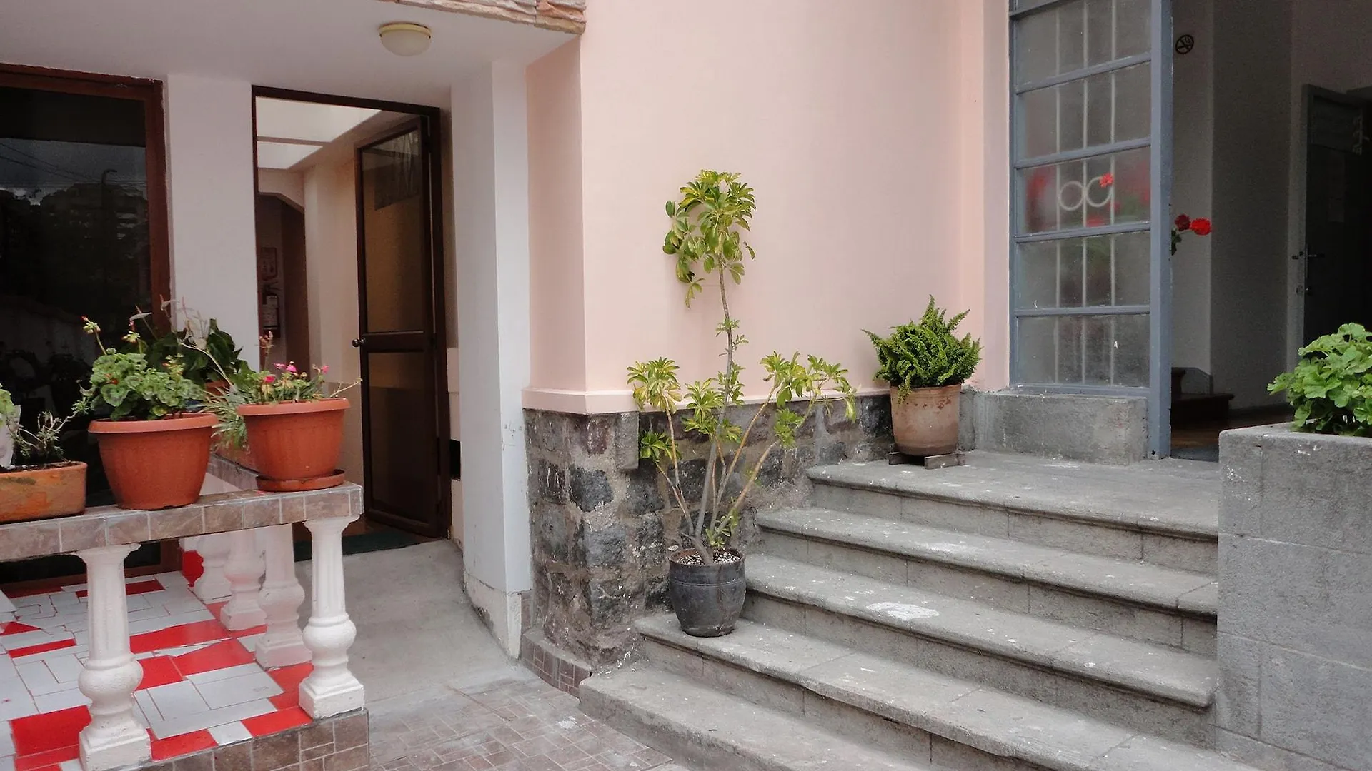 Hotel Rincón Escandinavo Quito